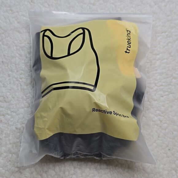 NWT Truekind Seamless Racerback Sports Bra Black - Picture 4 of 5